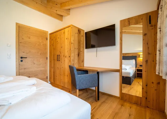 Pettneu Am Arlberg - 4 *