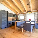 Apartman Pettneu Am Arlberg - 4 *